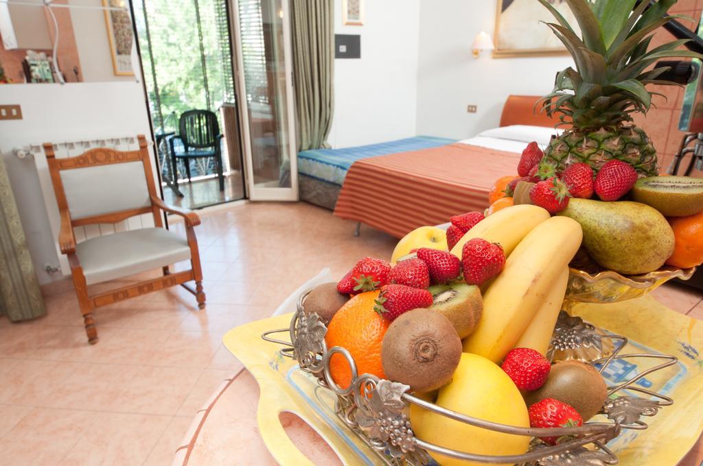 Suites Oliveri Viale Marconi Rome Exterior photo
